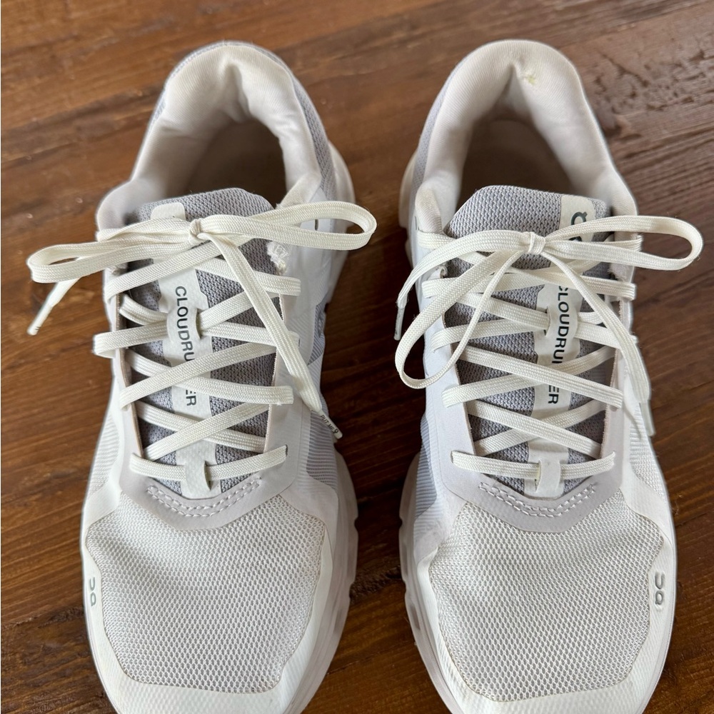 On Running Women's White and Light Gray Cloudstyle Athletic Sneakers - Picture 5 of 6